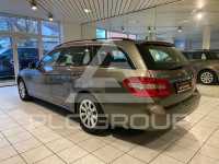 2010 Mercedes Benz E 220