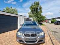 2011 BMW 320