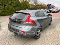 2016 Volvo V40