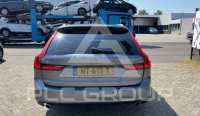 2017 Volvo V90
