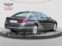 2021 BMW 520