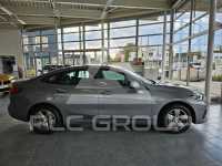 2023 BMW 218