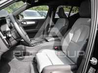 2023 Volvo XC40