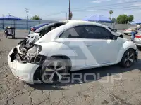 2012 Volkswagen BEETLE photo