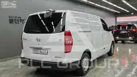 2019 Hyundai Starex