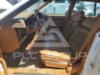 1984 Cadillac Seville фото