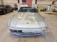 1984 Porsche 944 фото