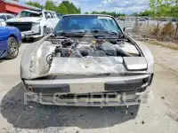 1984 Porsche 944 фото