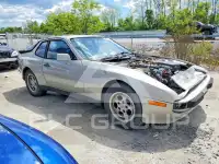 1984 Porsche 944 фото