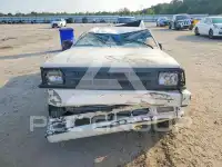 1987 Mazda B2200 фото
