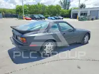 1987 Porsche 944 photo