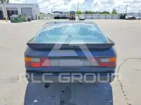 1987 Porsche 944 photo