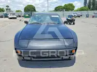 1987 Porsche 944 photo