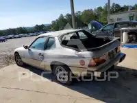 1987 Porsche 924 photo