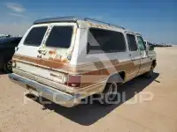 1988 Chevrolet Suburan фото