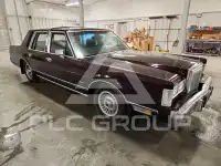 1988 Lincoln Town фото