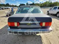 1988 Mercedes Benz E 300 photo