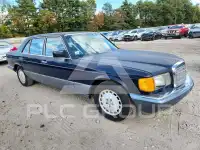 1988 Mercedes Benz E 300 photo