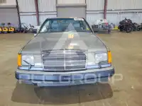 1988 Mercedes Benz E 300 фото
