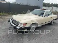 1988 Mercedes Benz 560 photo