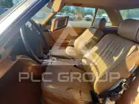 1988 Mercedes Benz 560 photo
