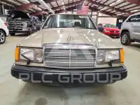 1989 Mercedes Benz E 300 photo