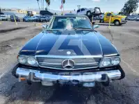 1989 Mercedes Benz 560 photo