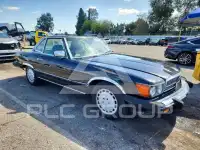1989 Mercedes Benz 560 photo