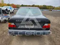 1990 Mercedes Benz E 300 фото