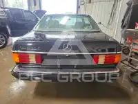 1990 Mercedes Benz 560 фото