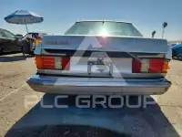 1990 Mercedes Benz 560 фото