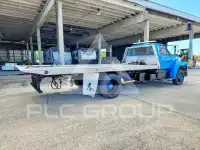 1990 Ford F-700 photo