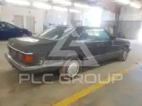 1991 Mercedes Benz 560 photo