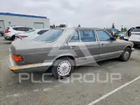 1991 Mercedes Benz 560 photo
