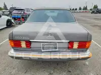 1991 Mercedes Benz 560 photo