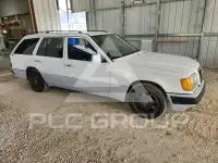 1992 Mercedes Benz E 300 фото