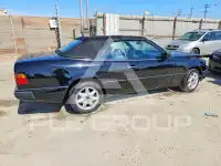 1993 Mercedes Benz E 300 фото