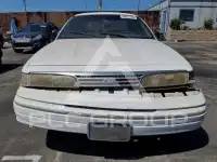 1993 Ford CROWN фото