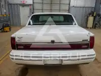 1994 Lincoln Town фото
