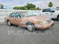 1994 Lincoln Town фото