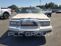 1994 Lincoln Town photo
