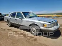 1994 Lincoln Town фото