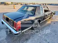 1994 Ford CROWN фото