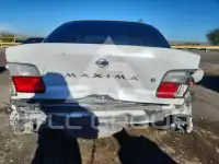 1995 Nissan MAXIMA photo