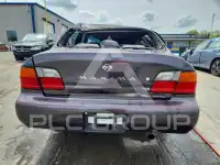 1995 Nissan MAXIMA photo