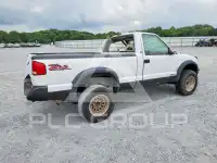 1995 Chevrolet S10 фото