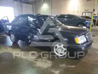 1995 Mercedes Benz E-Class photo