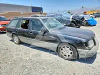 1995 Mercedes Benz E-Class photo