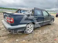 1995 Volvo 850 photo