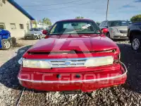 1995 Ford CROWN фото